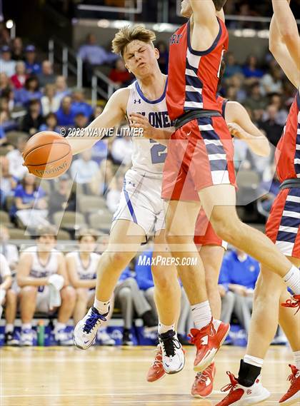 Thumbnail 1 in St. Henry vs Covington Catholic (2023 9th Region Boys Basketball Tournament) photogallery.