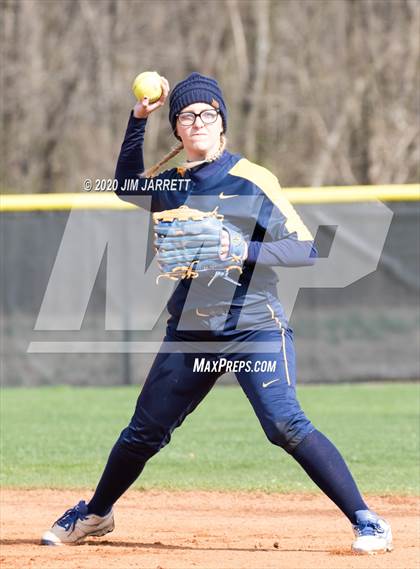 Thumbnail 2 in Center Hill vs Olive Branch (Jamboree) photogallery.