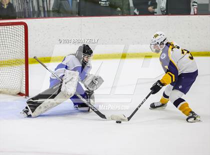 Thumbnail 1 in Notre Dame Academy vs Braintree (Lee & Mike Tenny Cup) photogallery.