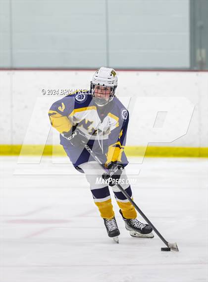Thumbnail 1 in Notre Dame Academy vs Braintree (Lee & Mike Tenny Cup) photogallery.