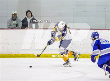 Thumbnail 1 in Notre Dame Academy vs Braintree (Lee & Mike Tenny Cup) photogallery.