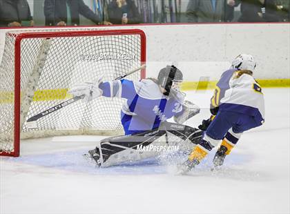 Thumbnail 1 in Notre Dame Academy vs Braintree (Lee & Mike Tenny Cup) photogallery.