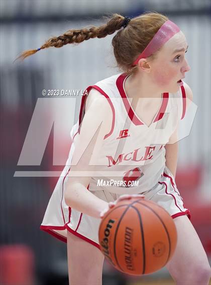 Thumbnail 2 in Yorktown @ McLean photogallery.