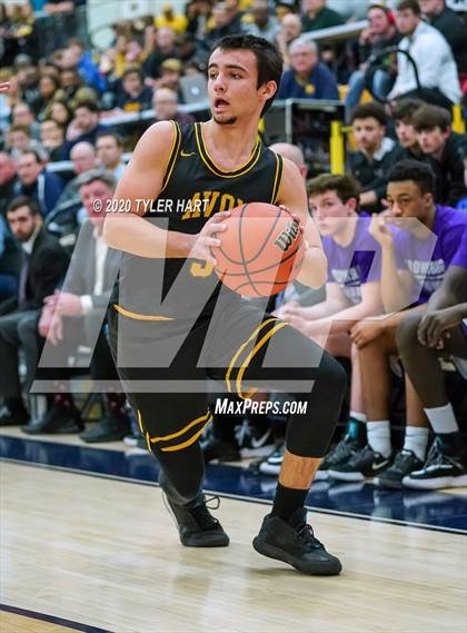 Thumbnail 1 in Avon vs. Brownsburg (IHSAA 4A Sectional) photogallery.
