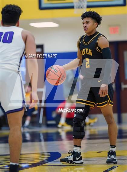 Thumbnail 2 in Avon vs. Brownsburg (IHSAA 4A Sectional) photogallery.