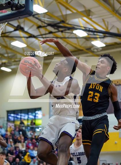 Thumbnail 3 in Avon vs. Brownsburg (IHSAA 4A Sectional) photogallery.