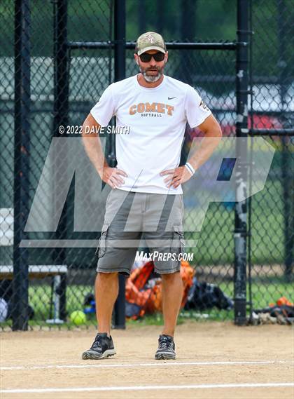 Thumbnail 2 in Pleasant Valley vs Charles City (Rick Doran Classic) photogallery.