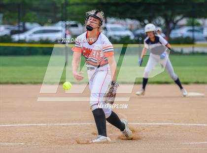 Thumbnail 3 in Pleasant Valley vs Charles City (Rick Doran Classic) photogallery.