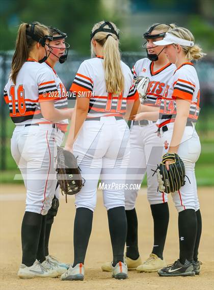 Thumbnail 2 in Pleasant Valley vs Charles City (Rick Doran Classic) photogallery.