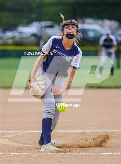 Thumbnail 3 in Pleasant Valley vs Charles City (Rick Doran Classic) photogallery.