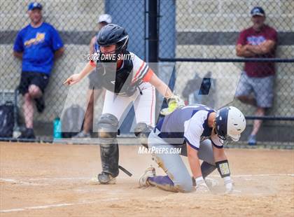 Thumbnail 3 in Pleasant Valley vs Charles City (Rick Doran Classic) photogallery.