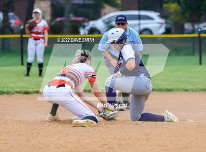 Thumbnail 2 in Pleasant Valley vs Charles City (Rick Doran Classic) photogallery.