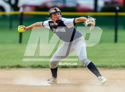 Thumbnail 3 in Pleasant Valley vs Charles City (Rick Doran Classic) photogallery.