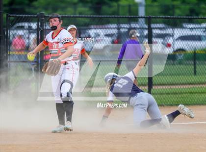 Thumbnail 1 in Pleasant Valley vs Charles City (Rick Doran Classic) photogallery.