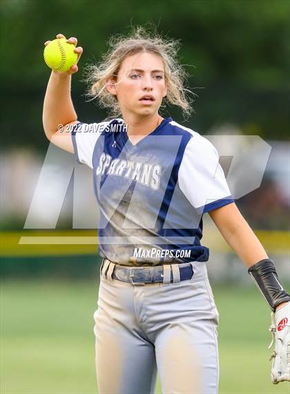 Thumbnail 3 in Pleasant Valley vs Charles City (Rick Doran Classic) photogallery.