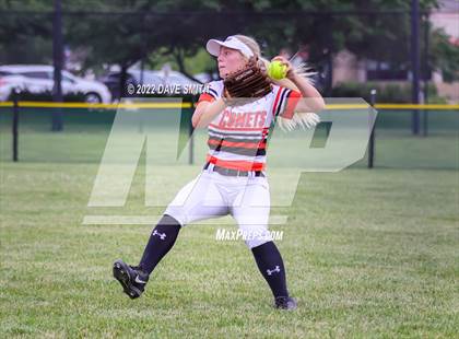 Thumbnail 2 in Pleasant Valley vs Charles City (Rick Doran Classic) photogallery.