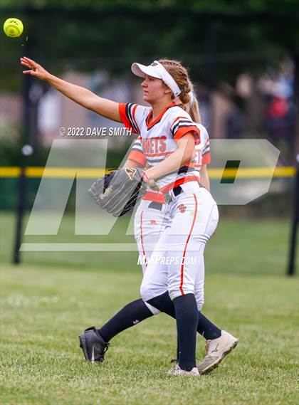 Thumbnail 2 in Pleasant Valley vs Charles City (Rick Doran Classic) photogallery.