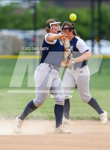 Thumbnail 2 in Pleasant Valley vs Charles City (Rick Doran Classic) photogallery.