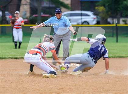 Thumbnail 3 in Pleasant Valley vs Charles City (Rick Doran Classic) photogallery.