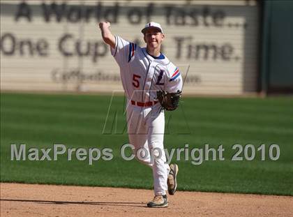 Thumbnail 1 in Leander vs. Westlake (Warrior Classic) photogallery.