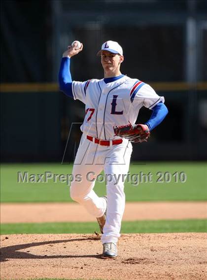 Thumbnail 2 in Leander vs. Westlake (Warrior Classic) photogallery.