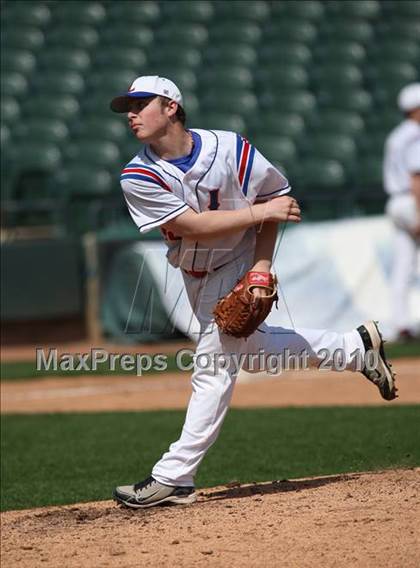 Thumbnail 1 in Leander vs. Westlake (Warrior Classic) photogallery.