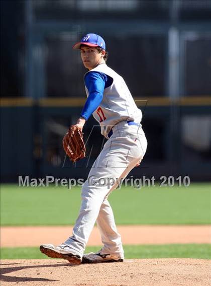 Thumbnail 2 in Leander vs. Westlake (Warrior Classic) photogallery.