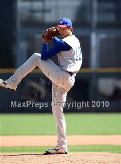 Thumbnail 2 in Leander vs. Westlake (Warrior Classic) photogallery.