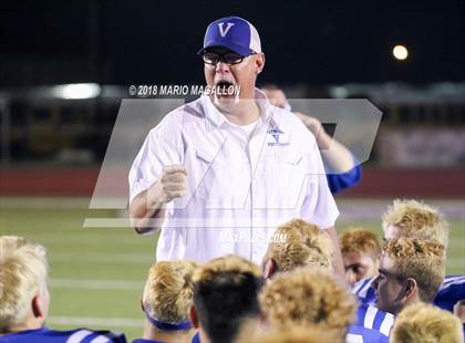 Thumbnail 1 in Veterans Memorial vs Veterans Memorial (UIL 5A Area Playoff) photogallery.
