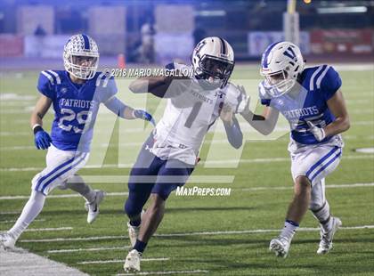 Thumbnail 1 in Veterans Memorial vs Veterans Memorial (UIL 5A Area Playoff) photogallery.