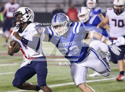 Thumbnail 1 in Veterans Memorial vs Veterans Memorial (UIL 5A Area Playoff) photogallery.