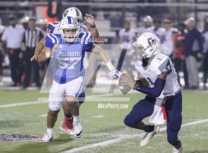 Thumbnail 2 in Veterans Memorial vs Veterans Memorial (UIL 5A Area Playoff) photogallery.