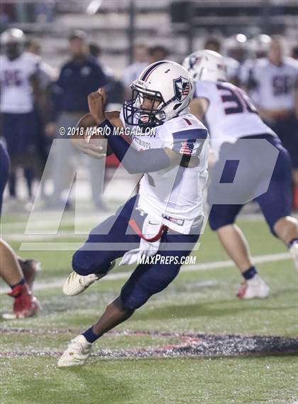 Thumbnail 1 in Veterans Memorial vs Veterans Memorial (UIL 5A Area Playoff) photogallery.