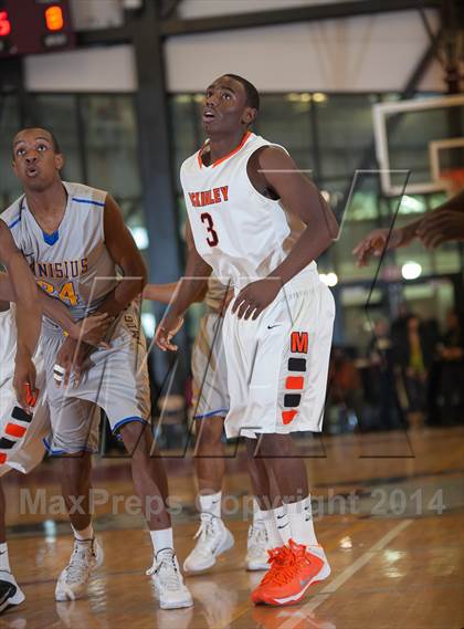 Thumbnail 2 in Canisius @ McKinley (MLK Classic) photogallery.