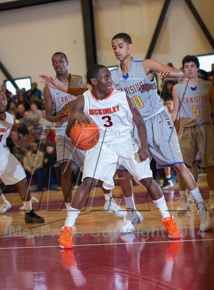 Thumbnail 2 in Canisius @ McKinley (MLK Classic) photogallery.
