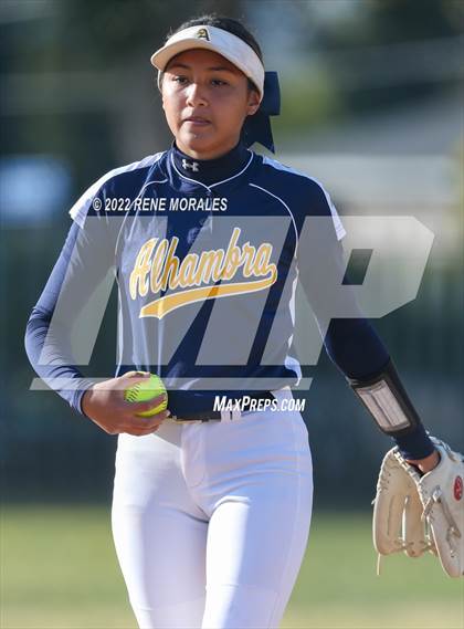Thumbnail 2 in Alhambra vs Eagle Rock photogallery.