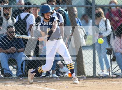 Thumbnail 2 in Alhambra vs Eagle Rock photogallery.