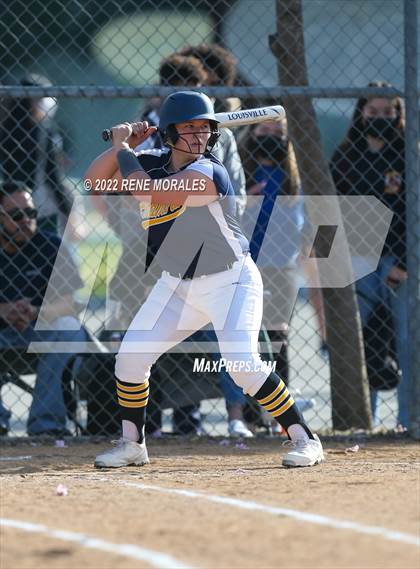 Thumbnail 2 in Alhambra vs Eagle Rock photogallery.