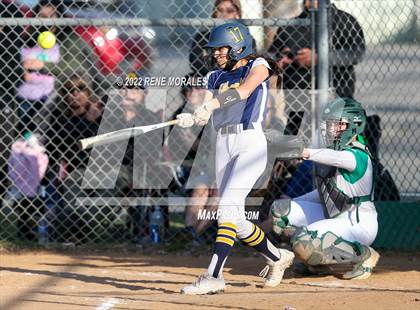 Thumbnail 1 in Alhambra vs Eagle Rock photogallery.