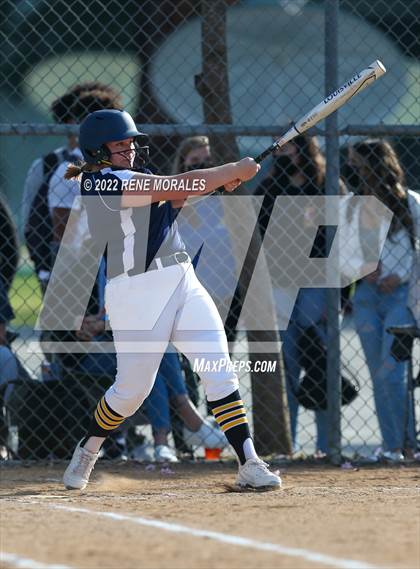 Thumbnail 2 in Alhambra vs Eagle Rock photogallery.
