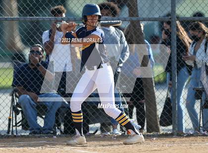 Thumbnail 1 in Alhambra vs Eagle Rock photogallery.