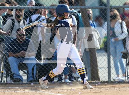 Thumbnail 1 in Alhambra vs Eagle Rock photogallery.
