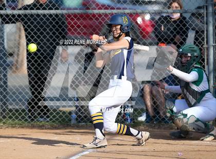 Thumbnail 2 in Alhambra vs Eagle Rock photogallery.