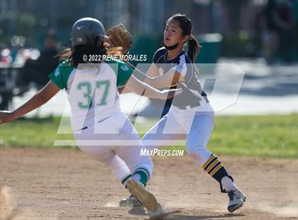 Thumbnail 3 in Alhambra vs Eagle Rock photogallery.