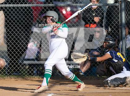Thumbnail 1 in Alhambra vs Eagle Rock photogallery.