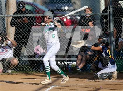 Thumbnail 1 in Alhambra vs Eagle Rock photogallery.