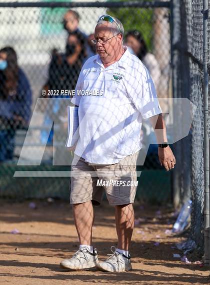 Thumbnail 3 in Alhambra vs Eagle Rock photogallery.