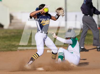 Thumbnail 1 in Alhambra vs Eagle Rock photogallery.