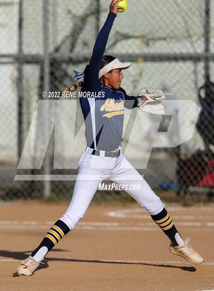 Thumbnail 3 in Alhambra vs Eagle Rock photogallery.