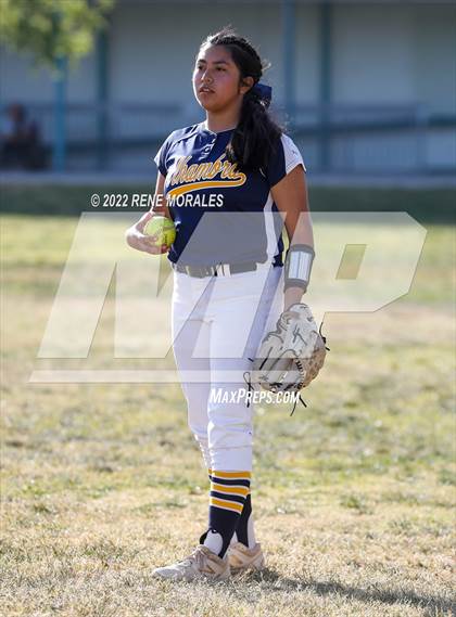 Thumbnail 1 in Alhambra vs Eagle Rock photogallery.